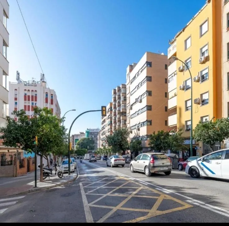 Apartment With Private Terrace, Kingsize Bed, Highspeed-Wifi & Ac Malaga