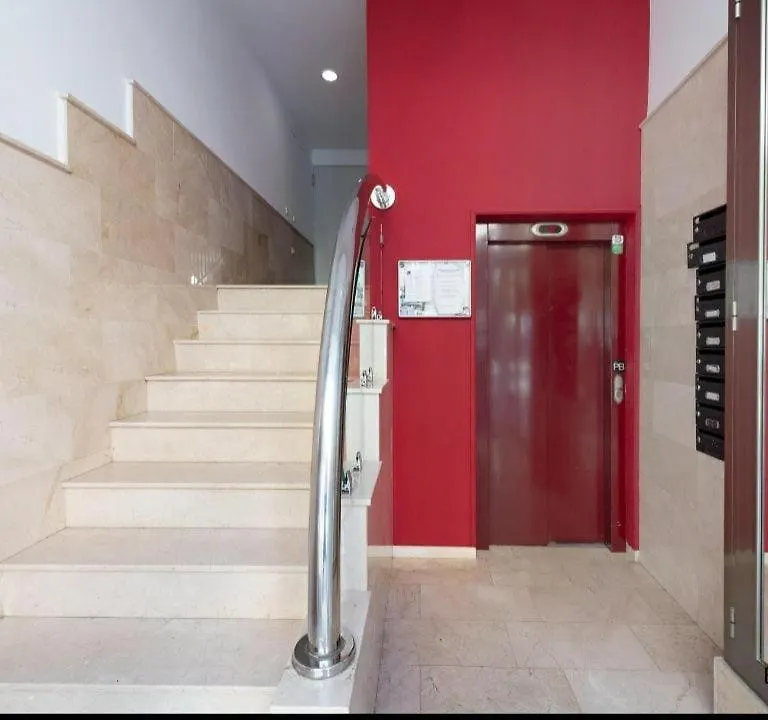 Apartment With Private Terrace, Kingsize Bed, Highspeed-Wifi & Ac Malaga
